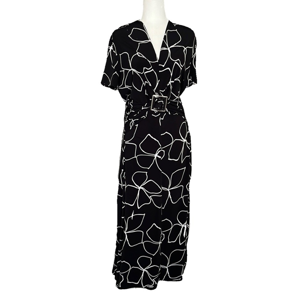 Tall Girl Black & White Dress / Large